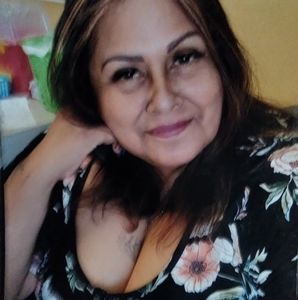 Meet your Posher, Crystal-gigglez